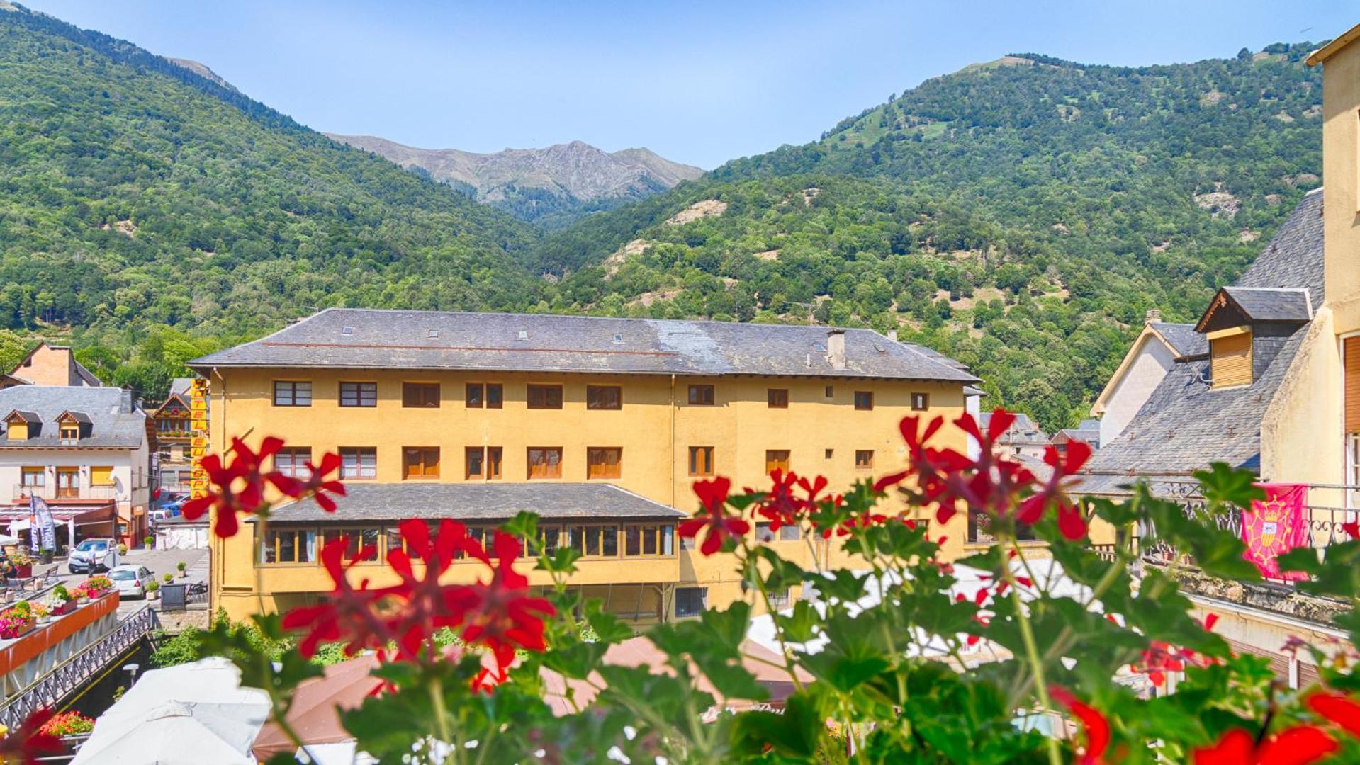 Casa Tino Apartment Les Luaran gambar